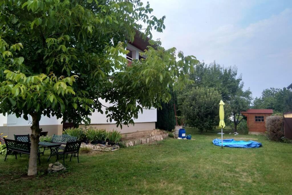 Hannah - Relax Dom Pod Orechom Apartman2 Trávnica Zewnętrze zdjęcie